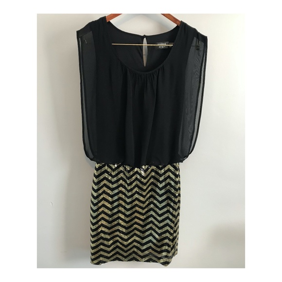 Guess Chevron Cocktail Dress - Picture 1 of 2